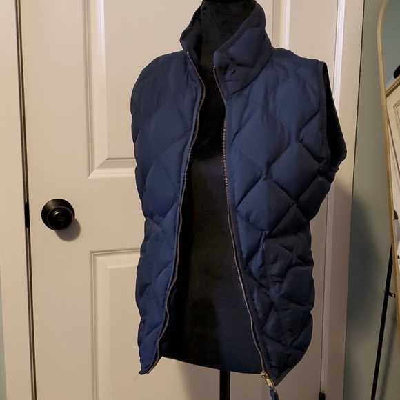 J. Crew Jackets & Blazers - J. Crew navy blue down puffer vest M